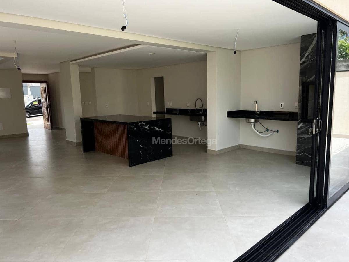 Casa de Condomínio à venda com 3 quartos, 211m² - Foto 7