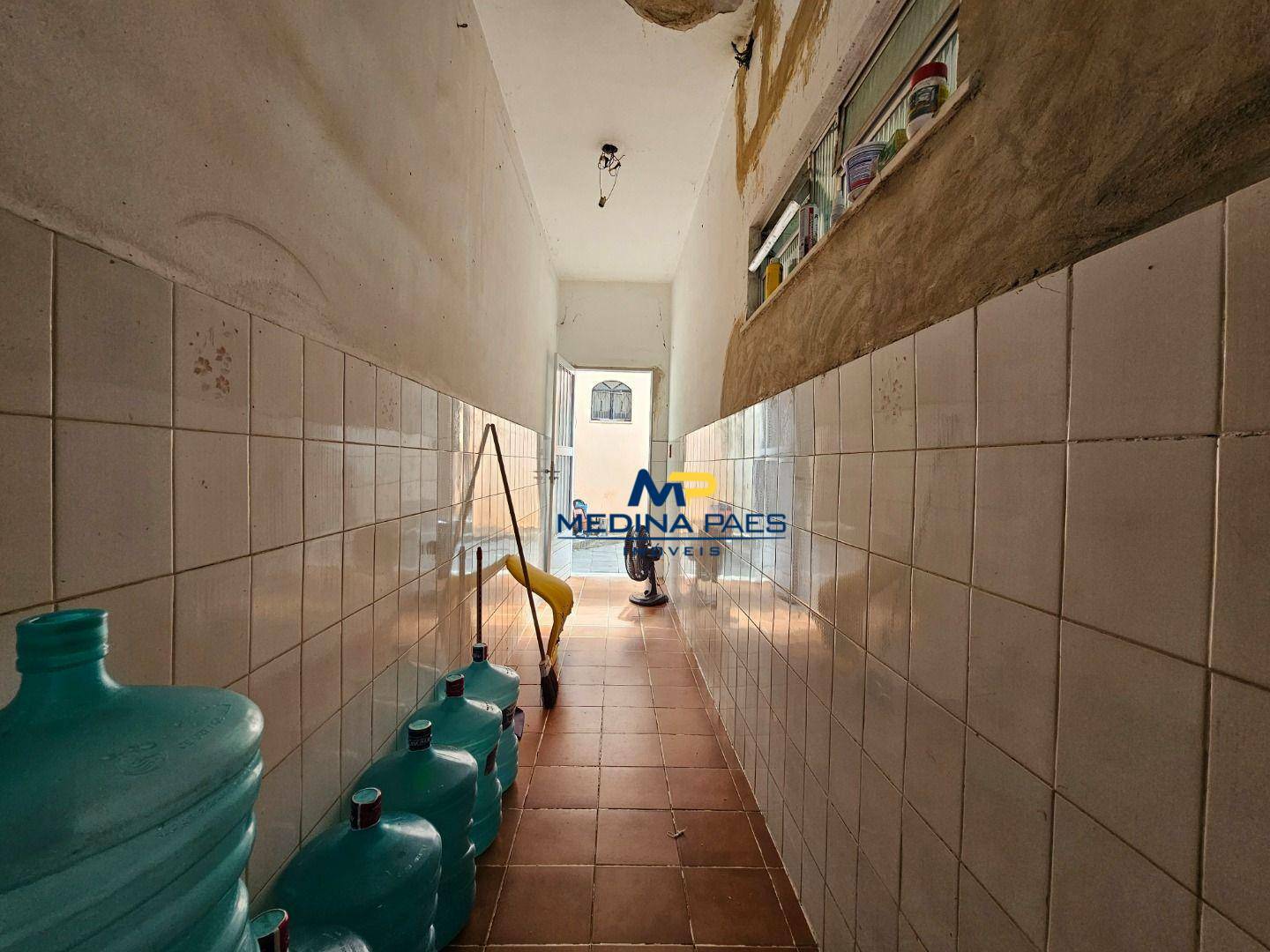 Casa à venda com 3 quartos, 195m² - Foto 15