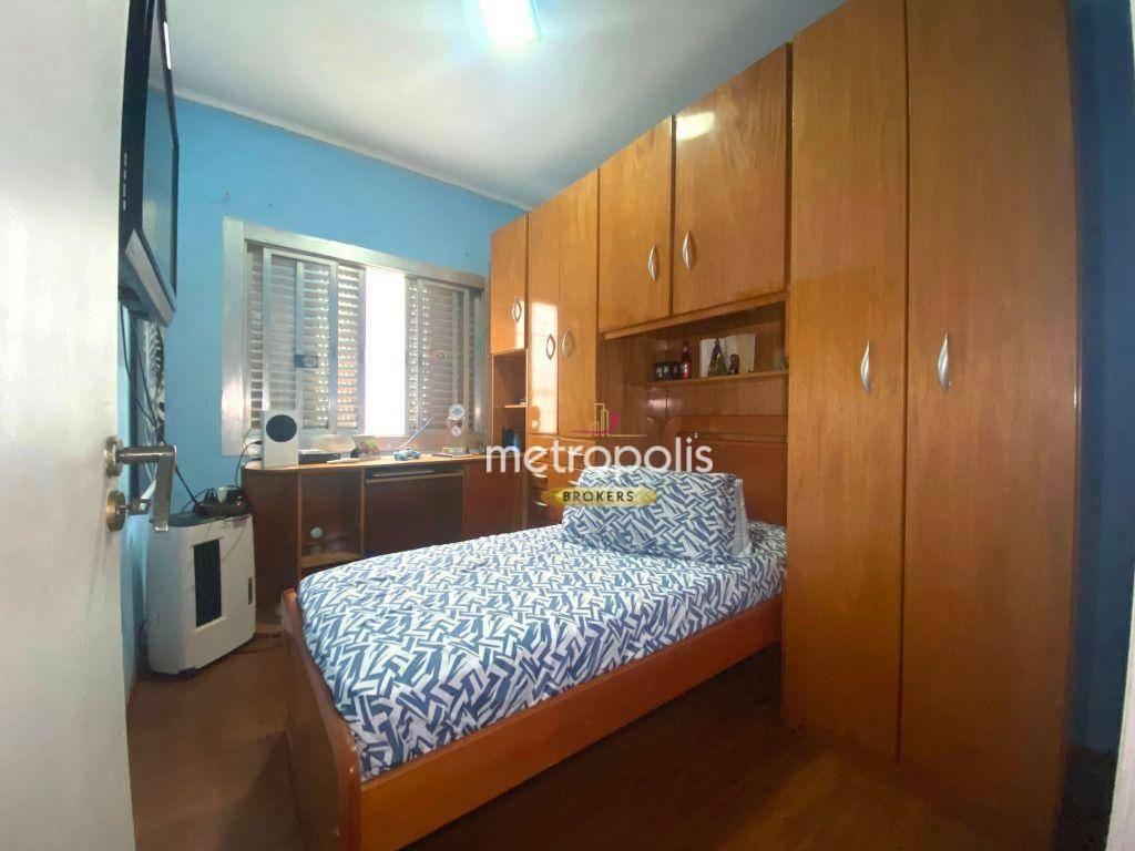 Casa à venda com 4 quartos, 200m² - Foto 13