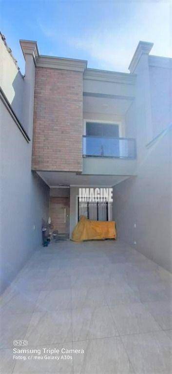 Sobrado à venda com 3 quartos, 160m² - Foto 1