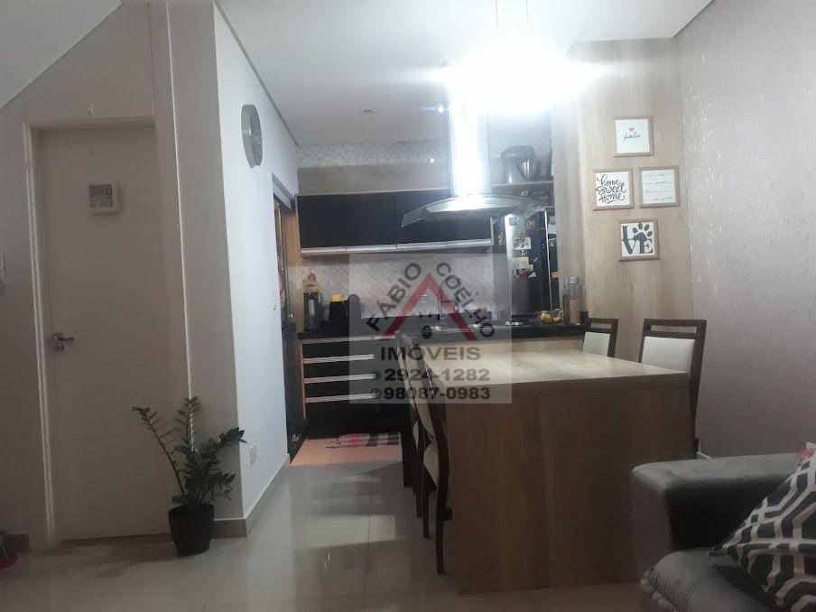 Sobrado à venda com 2 quartos, 70m² - Foto 1