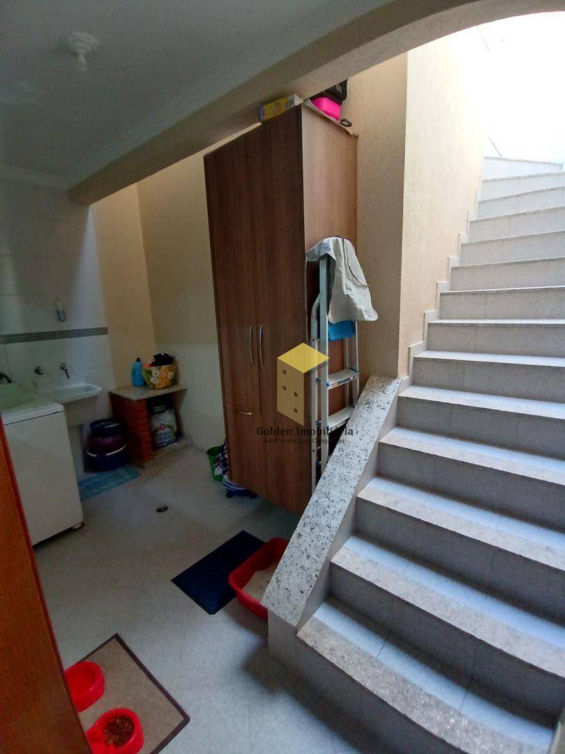 Sobrado à venda com 3 quartos, 134M2 - Foto 5