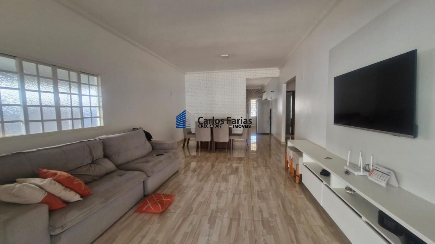 Casa de Condomínio à venda com 3 quartos, 240m² - Foto 3