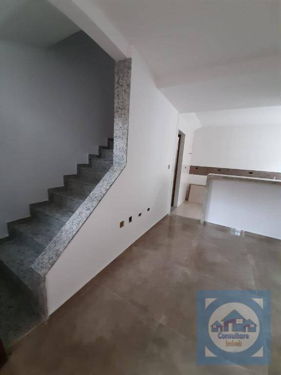 Casa à venda com 2 quartos, 90m² - Foto 17