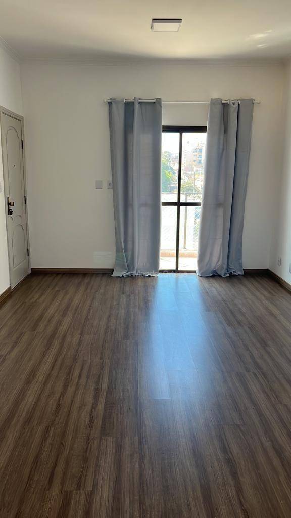 Apartamento à venda com 2 quartos, 66m² - Foto 2