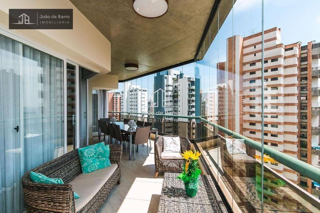 Apartamento à venda com 4 quartos, 394m² - Foto 4