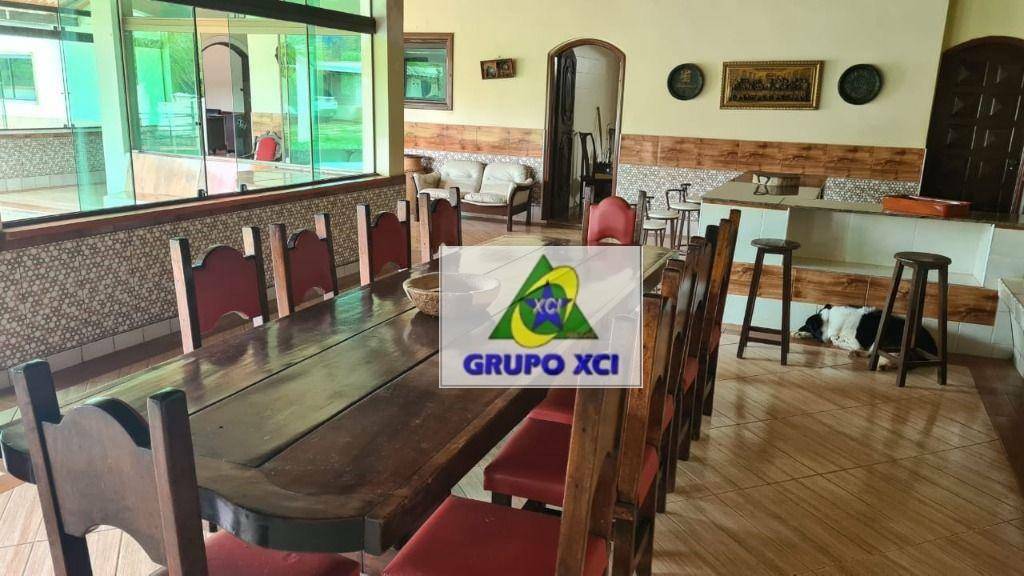 Chácara, 9 quartos, 2000 m² - Foto 1