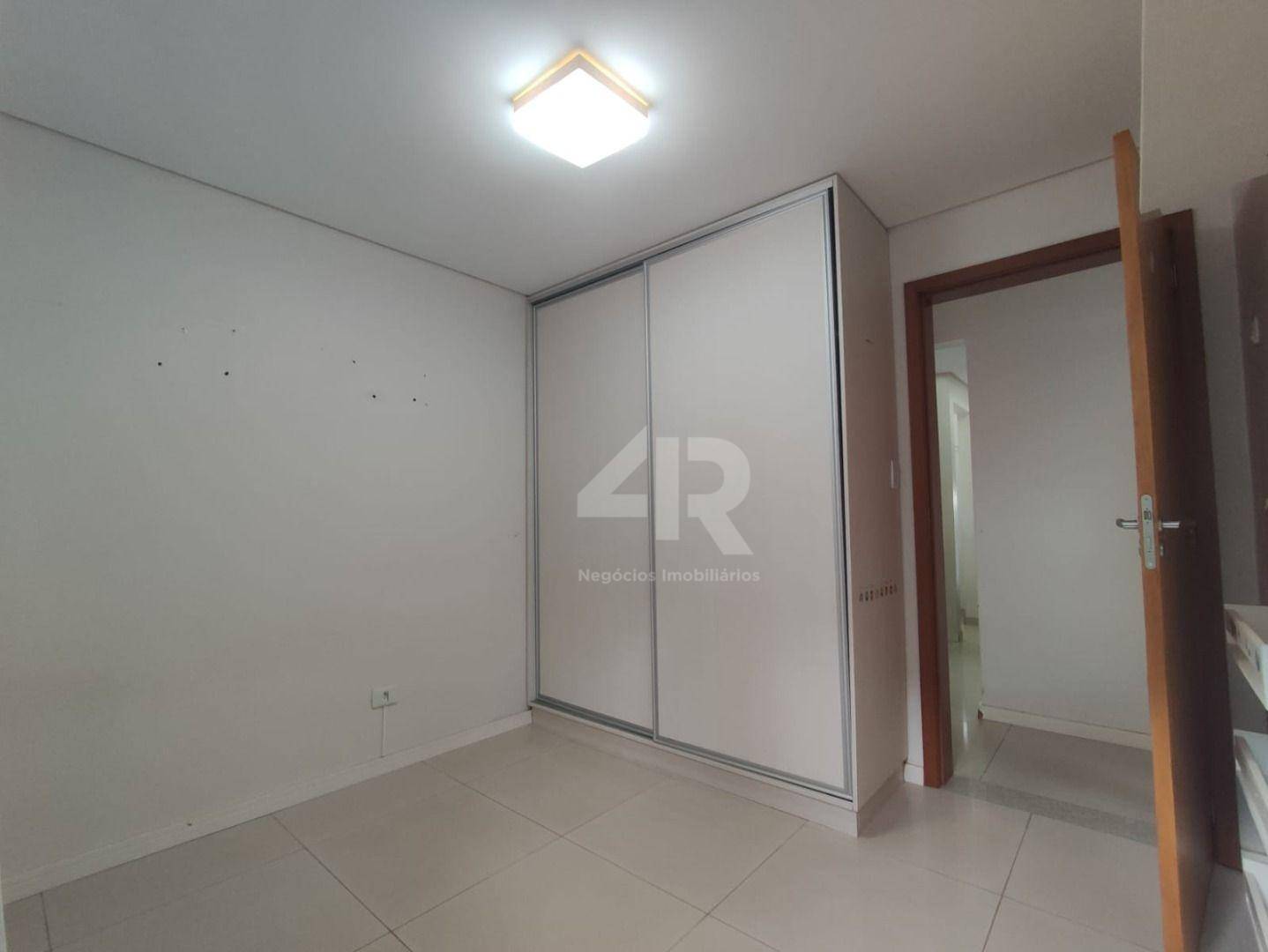 Apartamento à venda com 2 quartos, 60m² - Foto 11