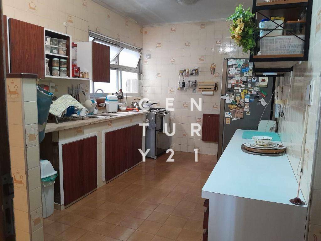 Apartamento à venda com 3 quartos, 131m² - Foto 8