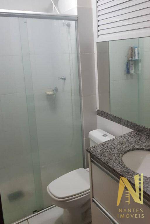 Apartamento à venda com 3 quartos, 68m² - Foto 4