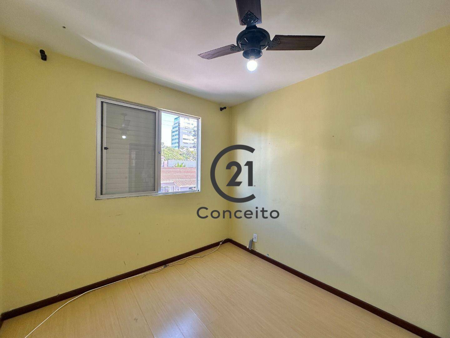 Apartamento à venda com 3 quartos, 97m² - Foto 9
