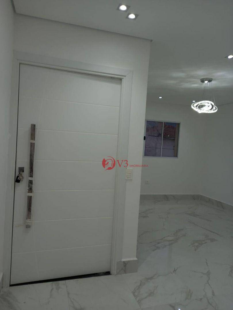 Sobrado à venda com 3 quartos, 219m² - Foto 2