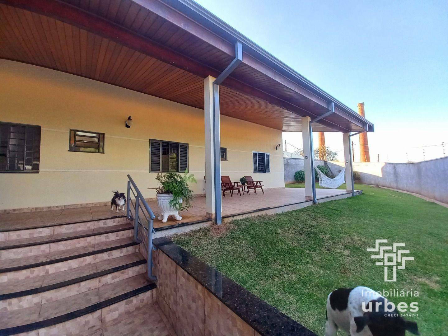 Casa à venda com 2 quartos, 182m² - Foto 2