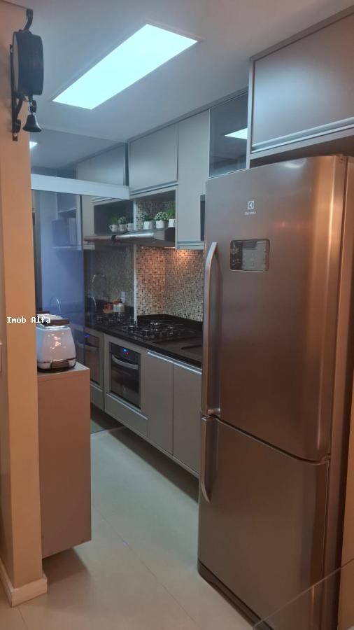 Apartamento à venda com 2 quartos, 60m² - Foto 19