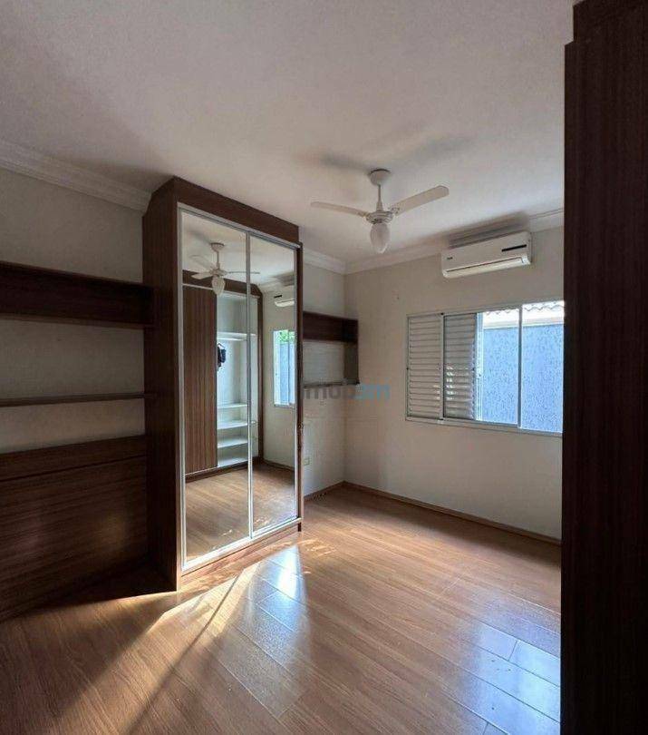 Casa de Condomínio para alugar com 3 quartos, 190m² - Foto 10