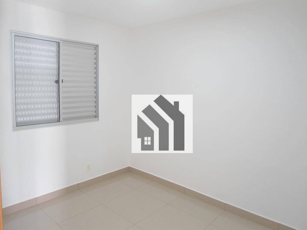 Apartamento para alugar com 2 quartos, 42m² - Foto 13