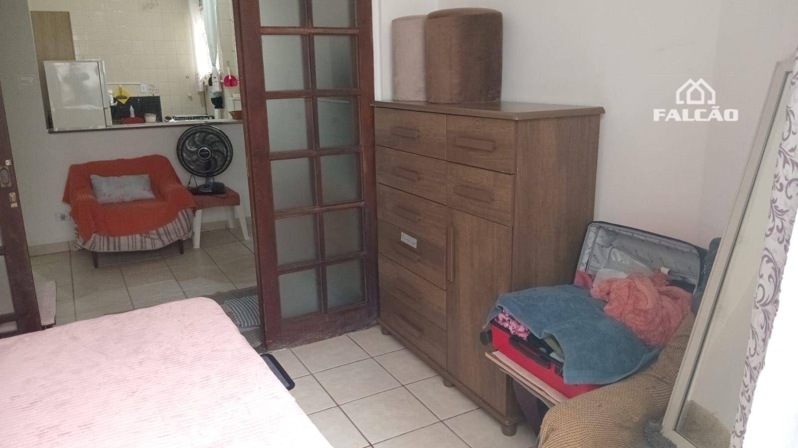 Apartamento à venda com 2 quartos, 72m² - Foto 3