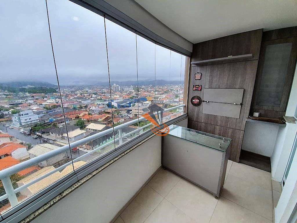 Apartamento à venda com 2 quartos, 75m² - Foto 10