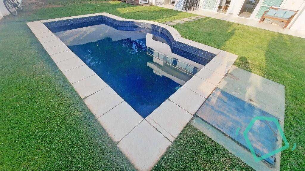 Casa de Condomínio à venda e aluguel com 3 quartos, 256m² - Foto 21