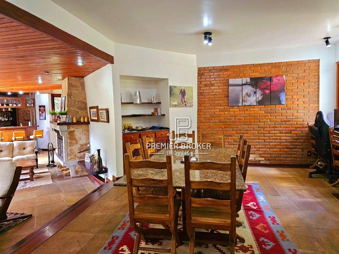 Casa de Condomínio à venda com 6 quartos, 298m² - Foto 15