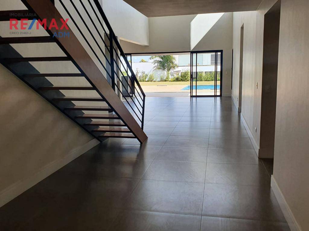 Casa de Condomínio à venda com 4 quartos, 389m² - Foto 6