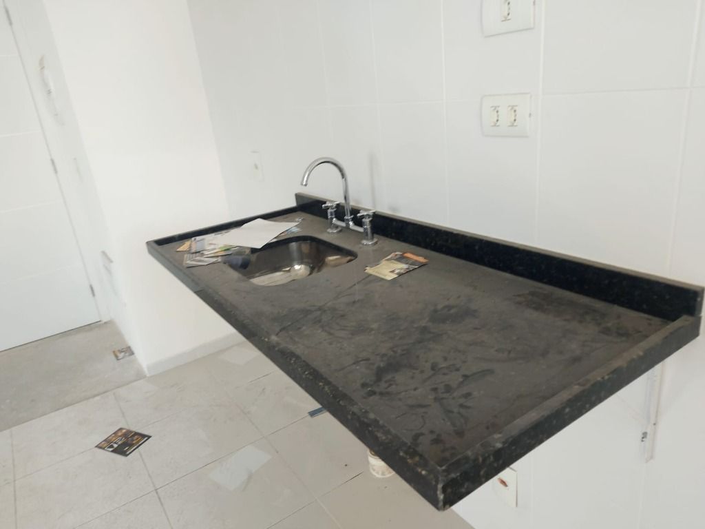 Apartamento à venda com 3 quartos, 81m² - Foto 15