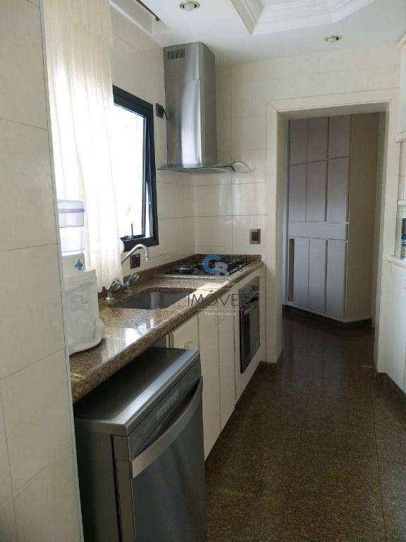 Apartamento à venda com 3 quartos, 137m² - Foto 14