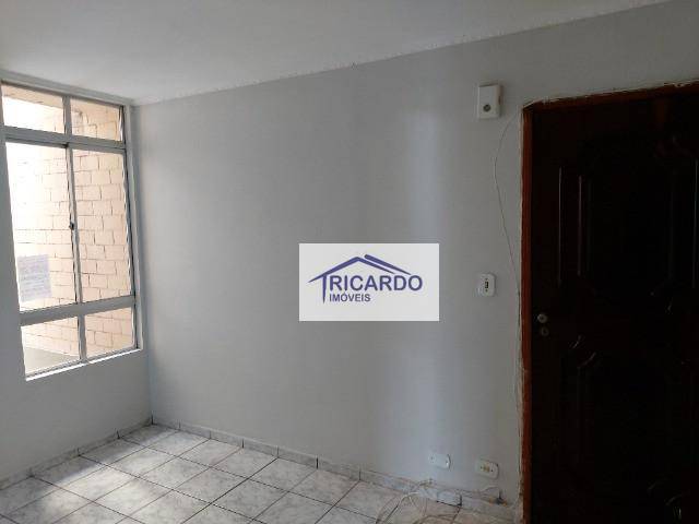 Apartamento à venda e aluguel com 2 quartos, 60m² - Foto 12