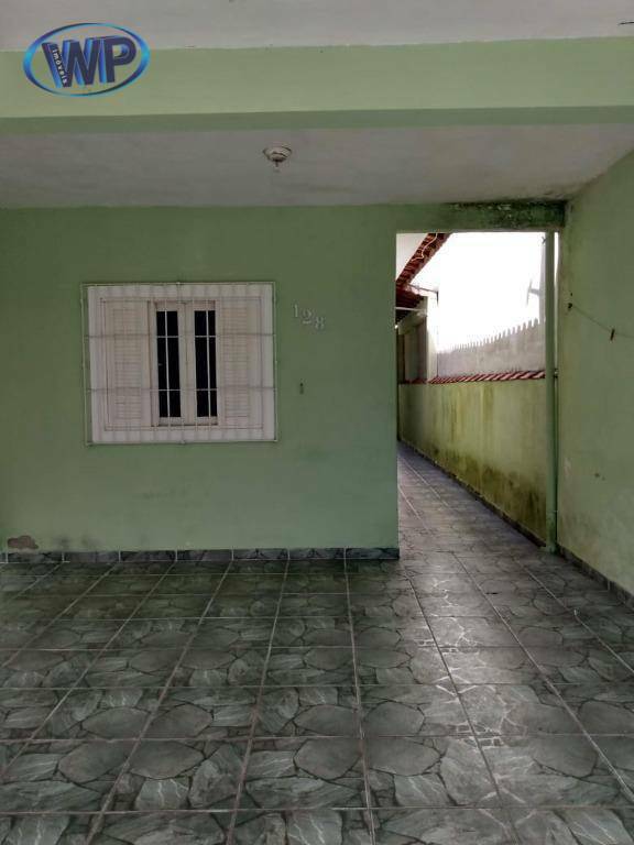 Casa à venda com 2 quartos, 100m² - Foto 3