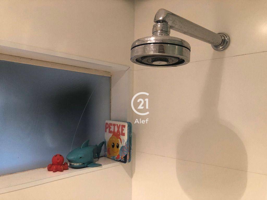 Apartamento à venda com 3 quartos, 123m² - Foto 33