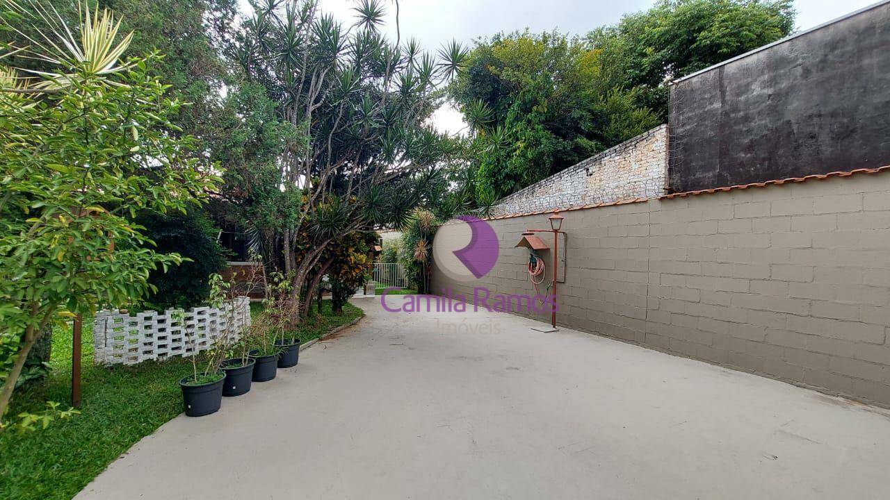 Casa para alugar com 3 quartos, 421m² - Foto 33