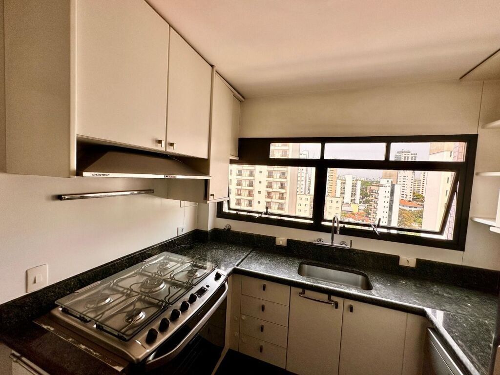 Apartamento à venda com 3 quartos, 150m² - Foto 48