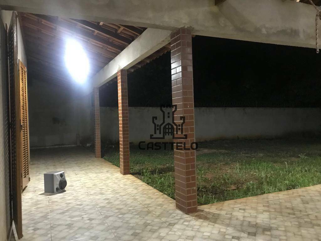 Chácara à venda com 4 quartos, 314m² - Foto 15