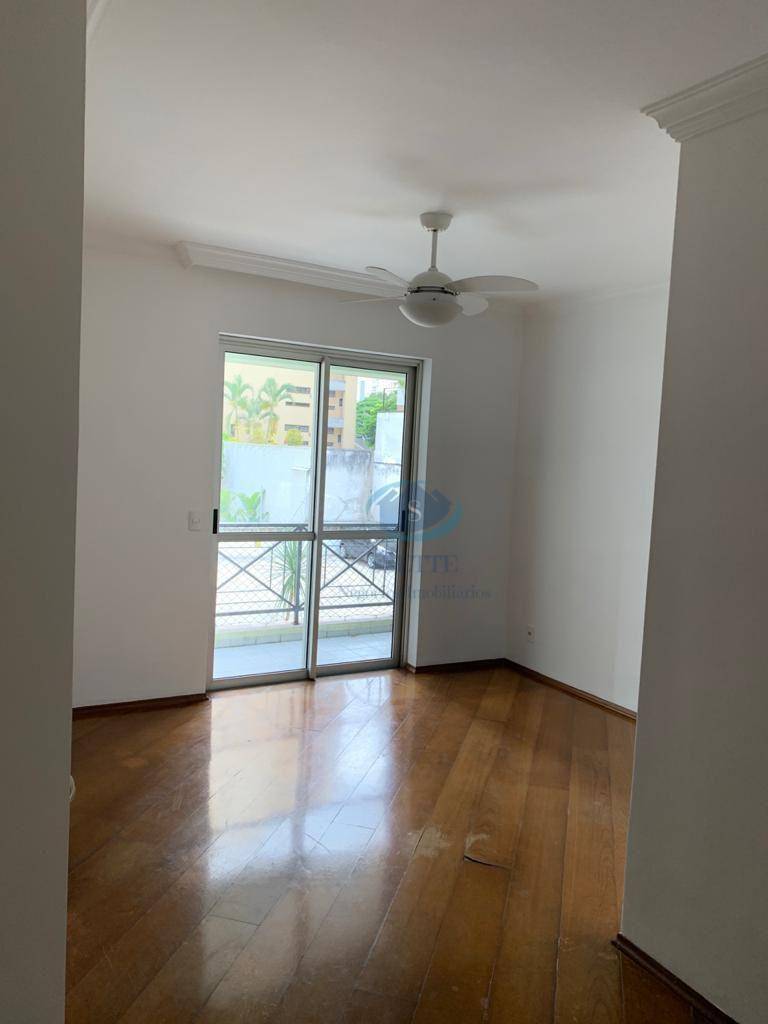 Apartamento à venda com 2 quartos, 66m² - Foto 1