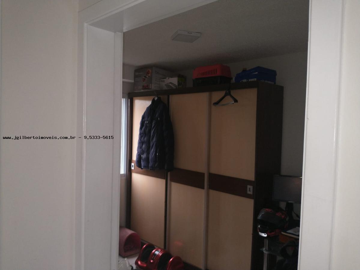 Apartamento à venda com 2 quartos, 52m² - Foto 2