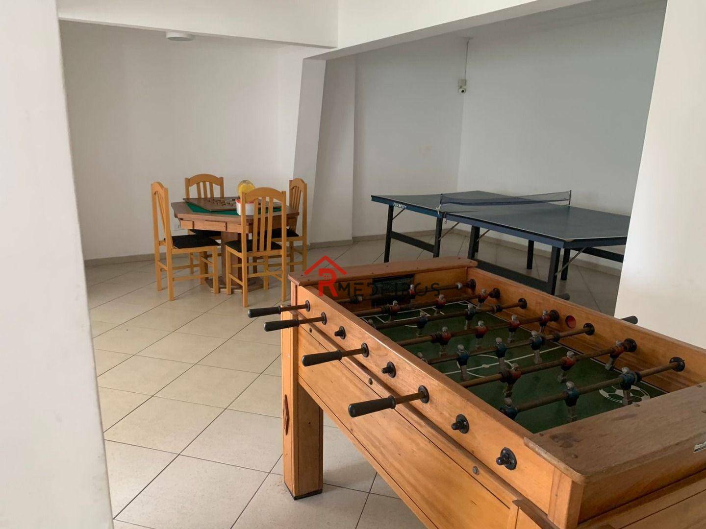 Apartamento à venda com 2 quartos, 75m² - Foto 24