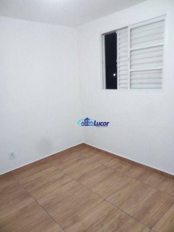 Apartamento à venda com 2 quartos, 47m² - Foto 2