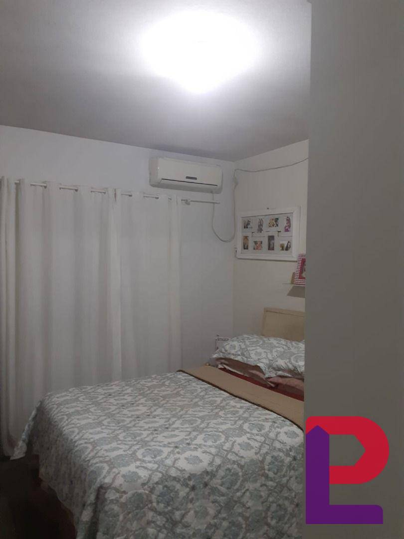 Casa à venda com 3 quartos, 600M2 - Foto 13