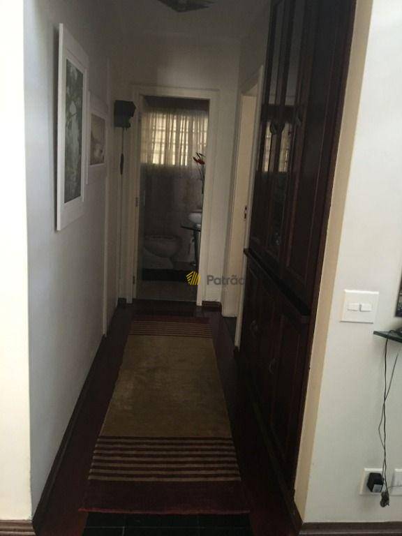 Sobrado à venda com 4 quartos, 352m² - Foto 3