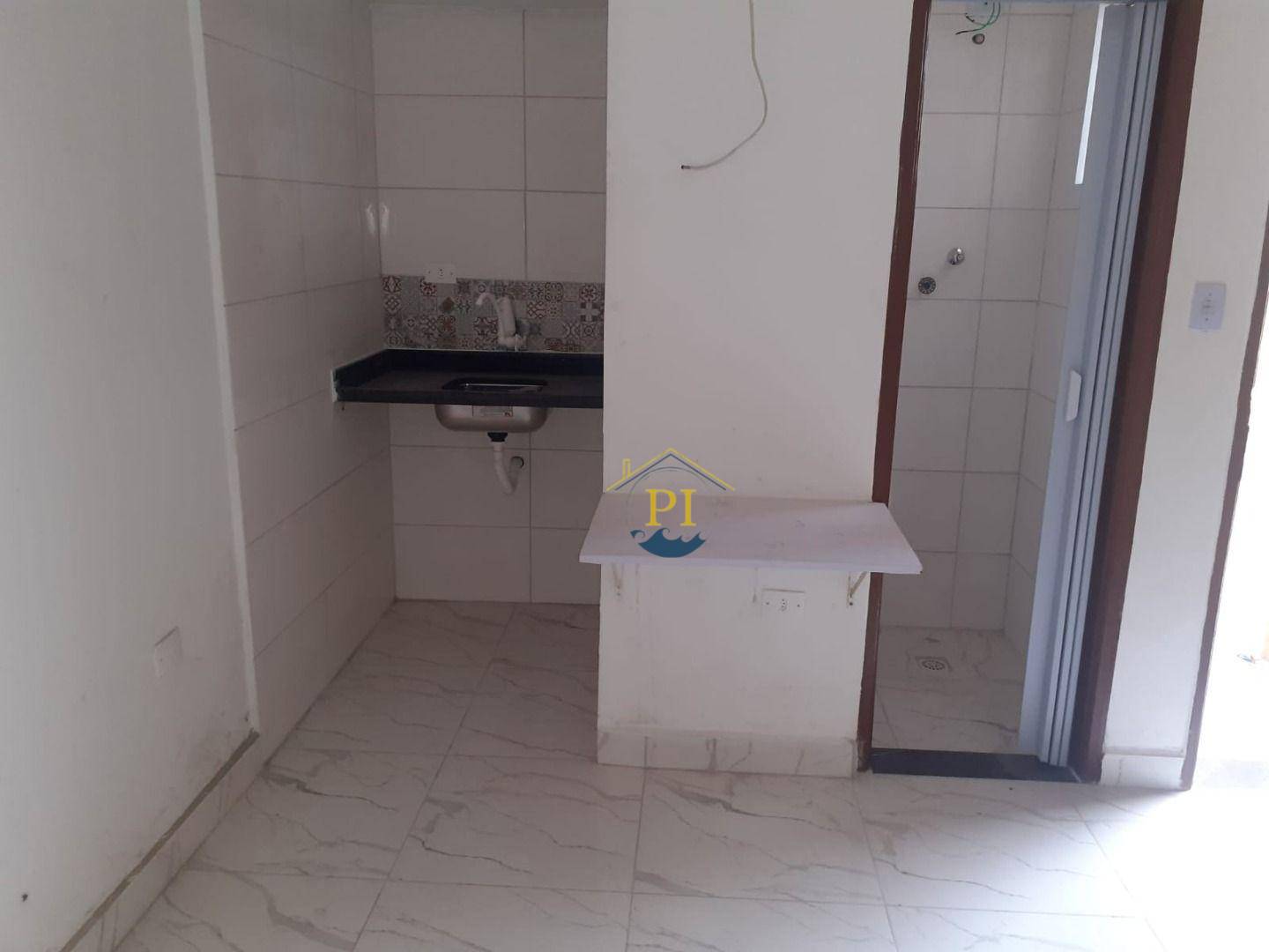 Casa à venda com 1 quarto, 32m² - Foto 1