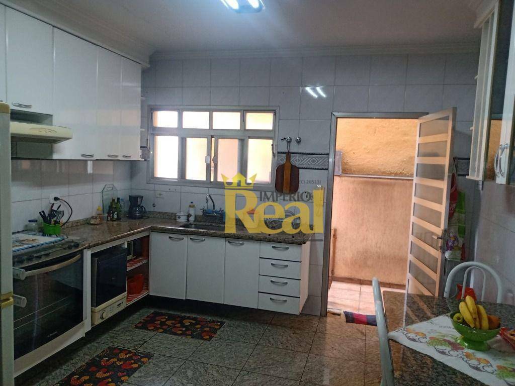 Casa à venda com 3 quartos, 320M2 - Foto 3