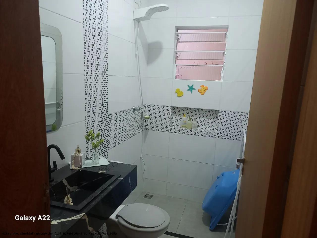 Casa à venda com 2 quartos, 100m² - Foto 4