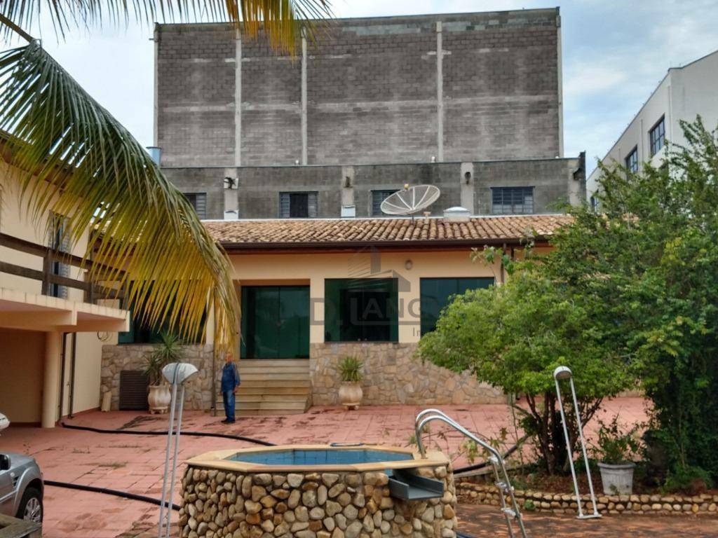 Casa à venda com 5 quartos, 390m² - Foto 8