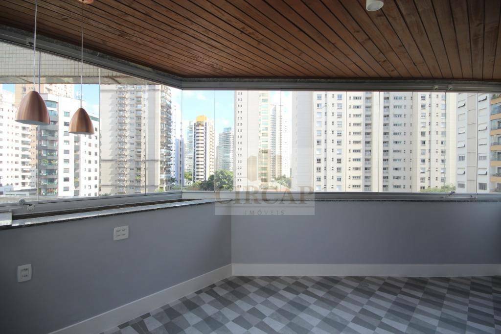 Apartamento à venda e aluguel com 3 quartos, 244m² - Foto 2