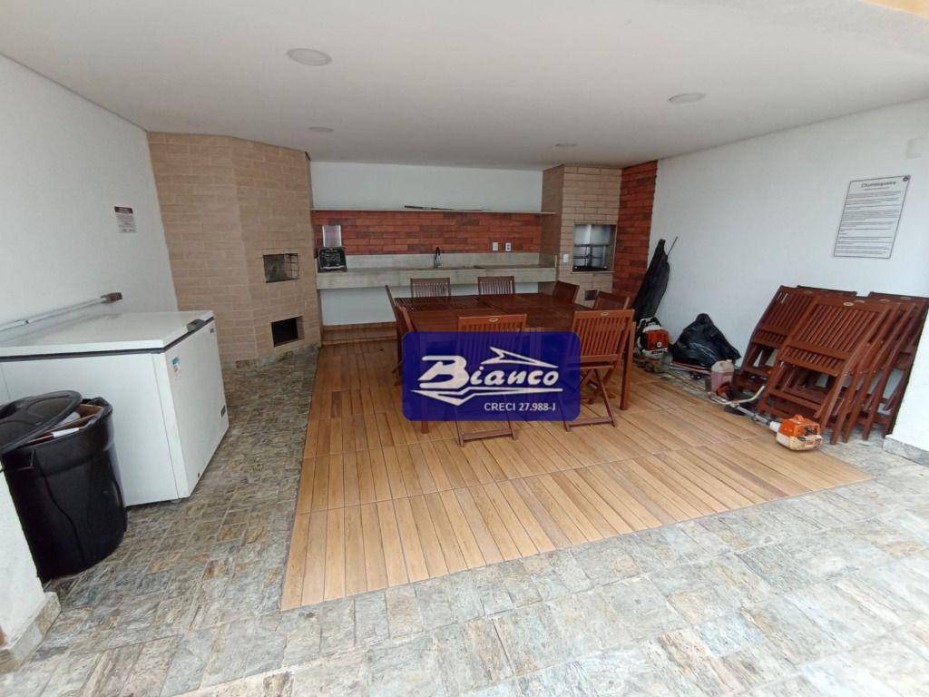 Apartamento à venda com 3 quartos, 74m² - Foto 11