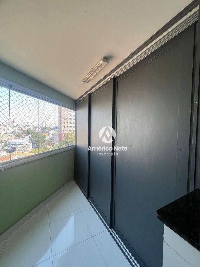 Apartamento para alugar com 3 quartos, 107m² - Foto 10