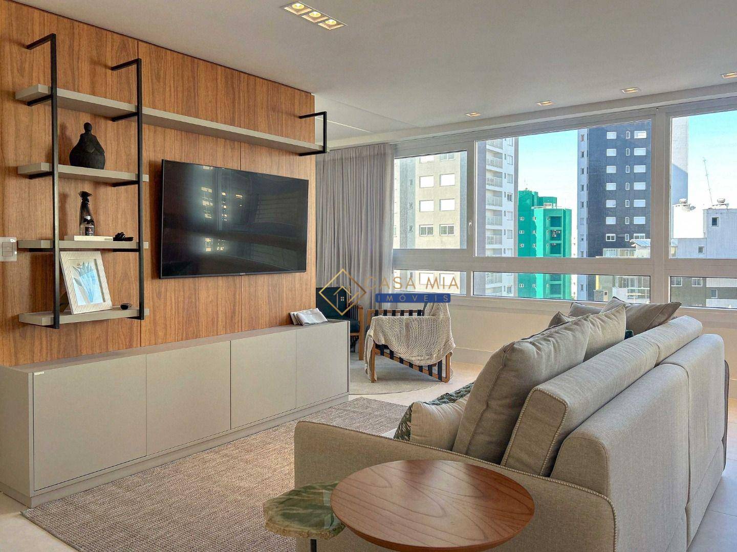 Apartamento, 3 quartos, 130 m² - Foto 1