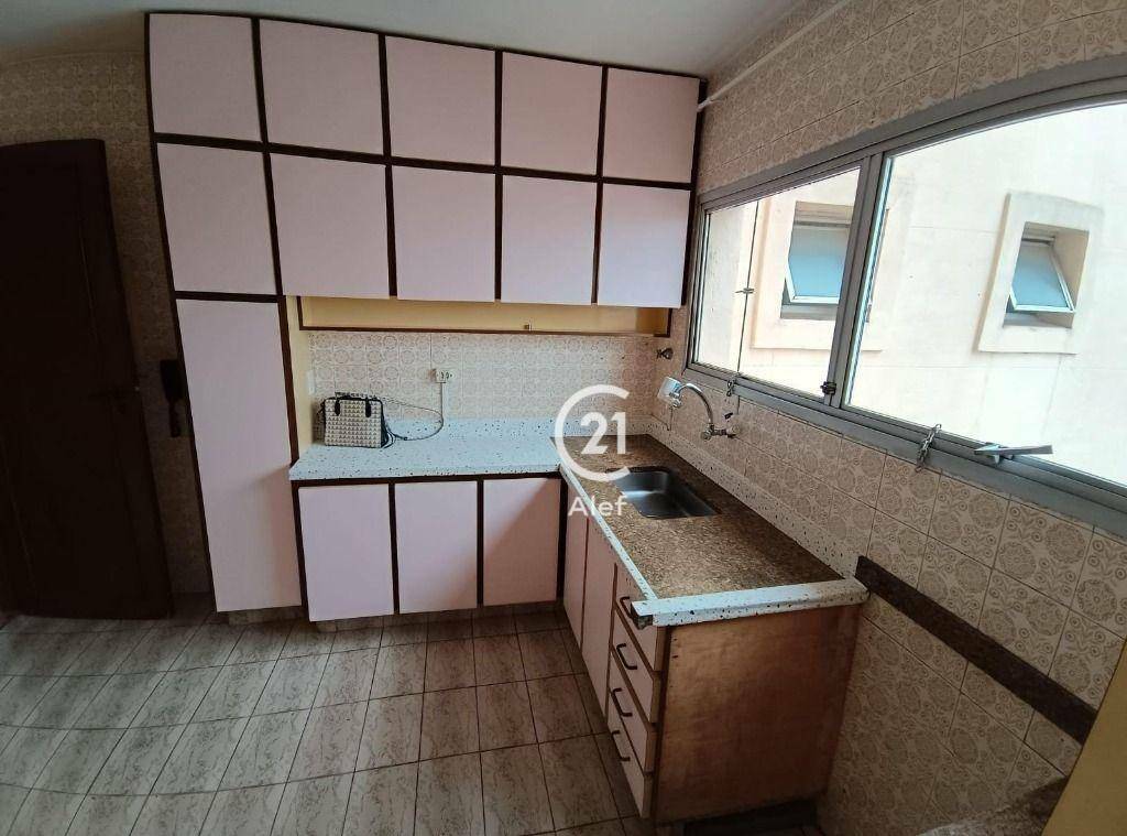 Apartamento à venda com 2 quartos, 80m² - Foto 25