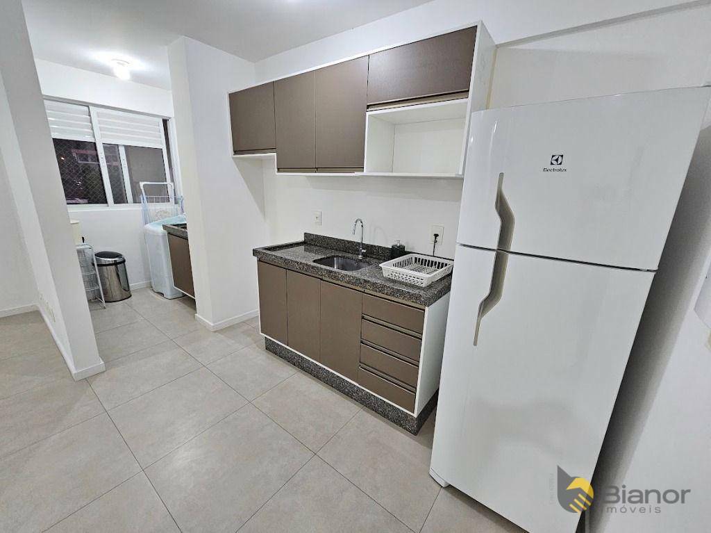 Apartamento à venda e aluguel com 3 quartos, 75m² - Foto 7