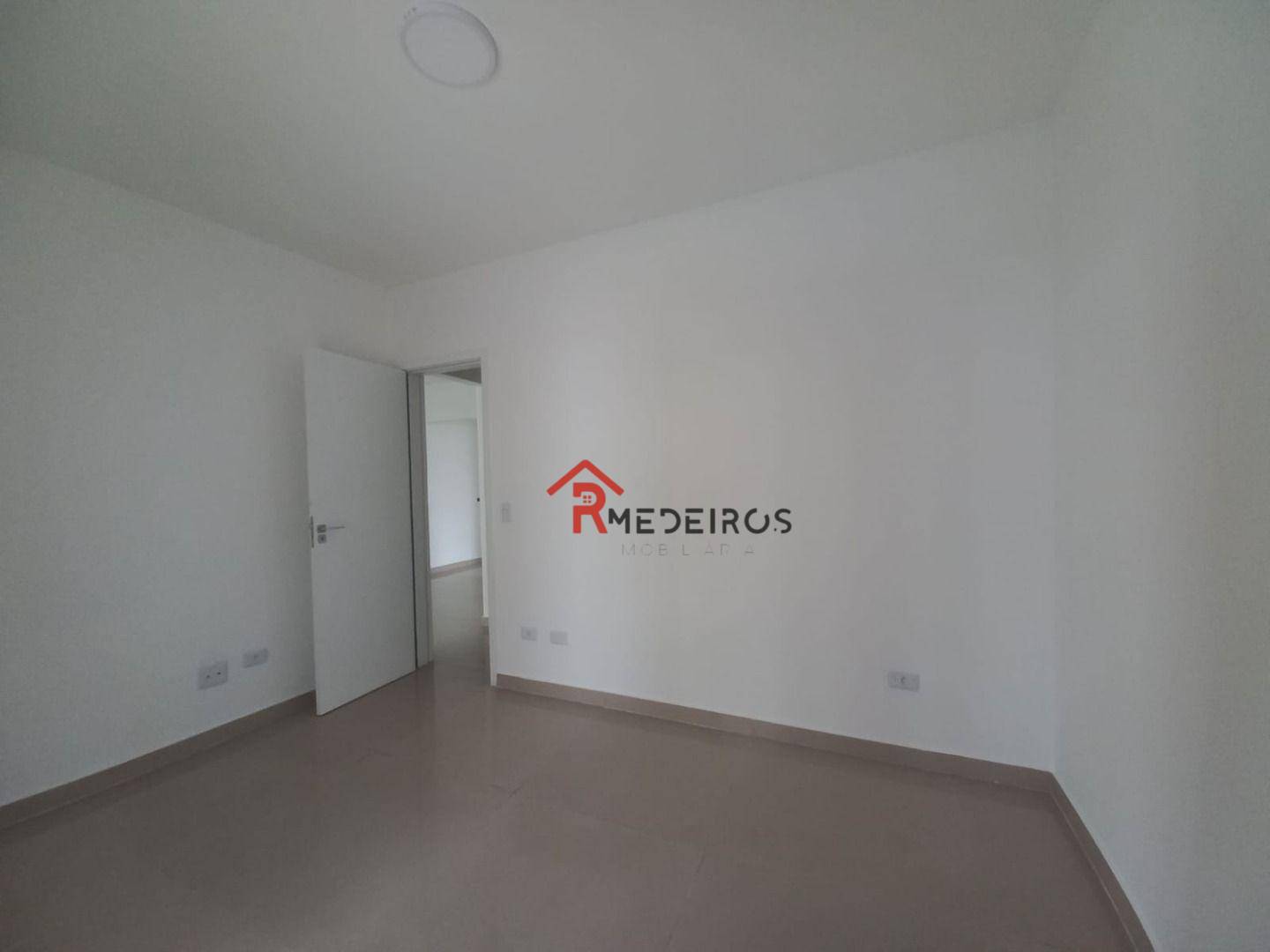 Apartamento à venda com 2 quartos, 74m² - Foto 8